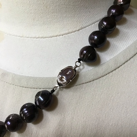 11mm Iridescent Tahitian Pearl Strand Sterling Silver - Picture 12 of 13